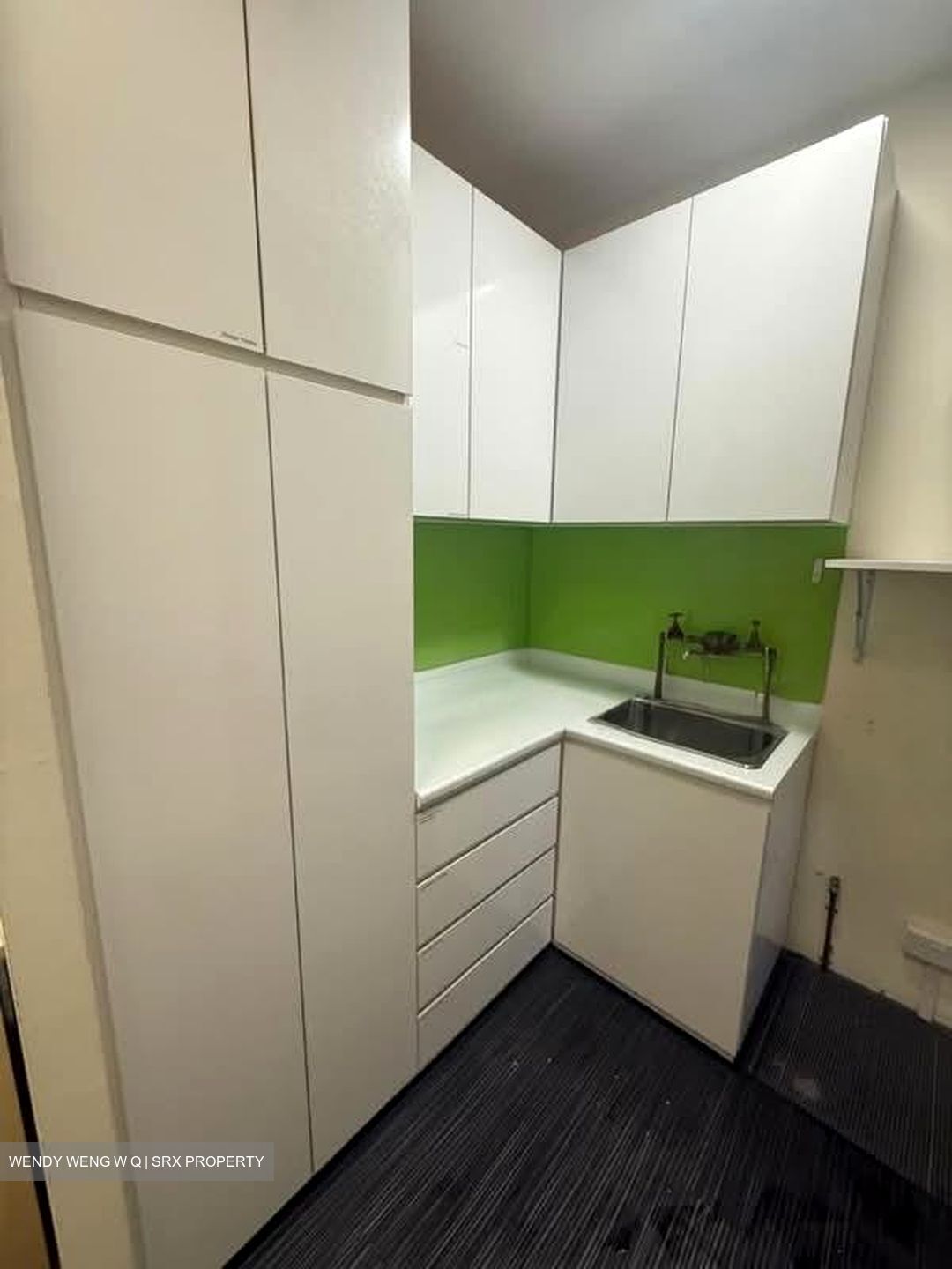 Alexandra Point (D5), Office #600658341